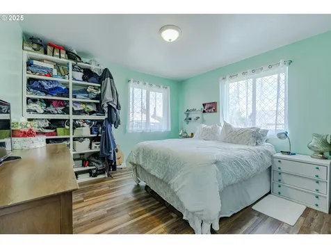 990 Barber Drive Creswell OR 97426