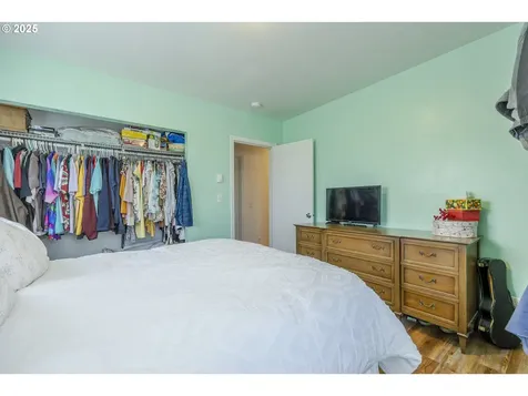 990 Barber Drive Creswell OR 97426