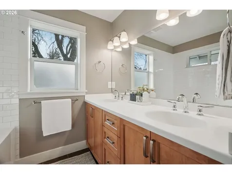 3842 SE 41st Avenue Portland OR 97202