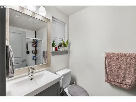 2896 SE 87th Avenue Portland OR 97266