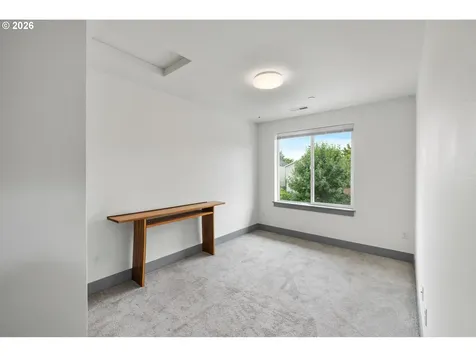 2896 SE 87th Avenue Portland OR 97266