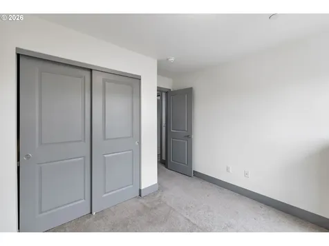 2896 SE 87th Avenue Portland OR 97266