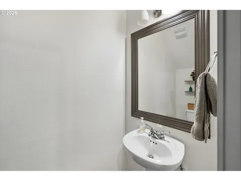 2896 SE 87th Avenue Portland OR 97266