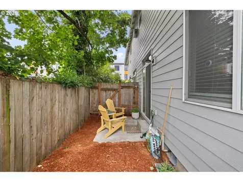 2896 SE 87th Avenue Portland OR 97266