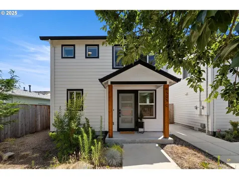 6505 SE Clatsop Street Portland OR 97206