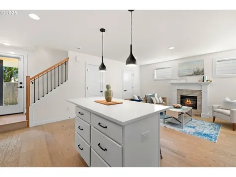 6505 SE Clatsop Street Portland OR 97206