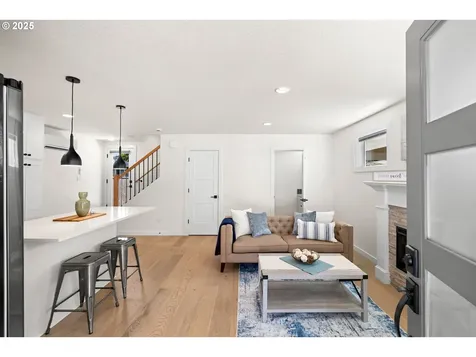 6505 SE Clatsop Street Portland OR 97206
