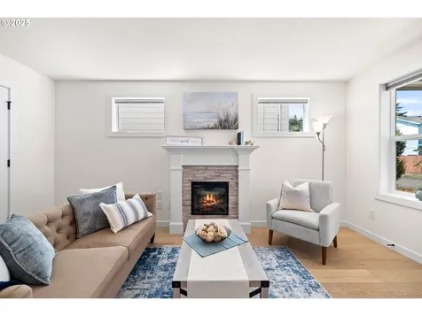 6505 SE Clatsop Street Portland OR 97206