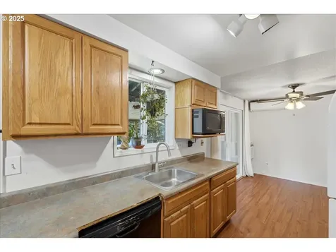 6155 SW Shannon Court Beaverton OR 97008