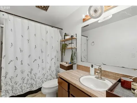 6155 SW Shannon Court Beaverton OR 97008