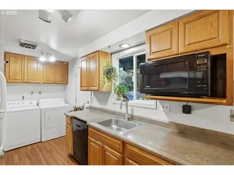 6155 SW Shannon Court Beaverton OR 97008