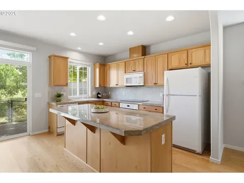 738 NE 73rd Avenue Hillsboro OR 97124