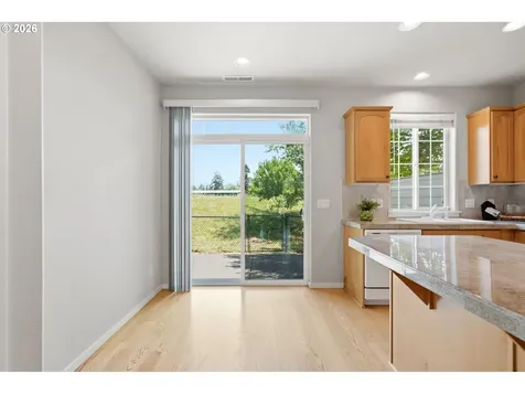738 NE 73rd Avenue Hillsboro OR 97124