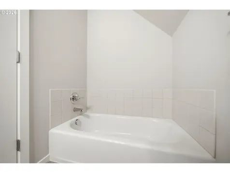 738 NE 73rd Avenue Hillsboro OR 97124