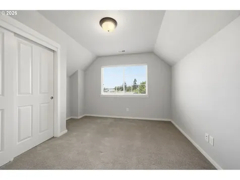 738 NE 73rd Avenue Hillsboro OR 97124