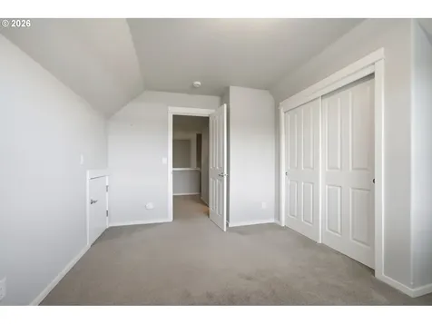 738 NE 73rd Avenue Hillsboro OR 97124