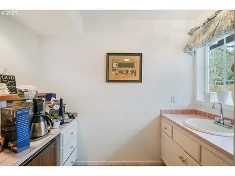 1376 Brickley Road Eugene OR 97401