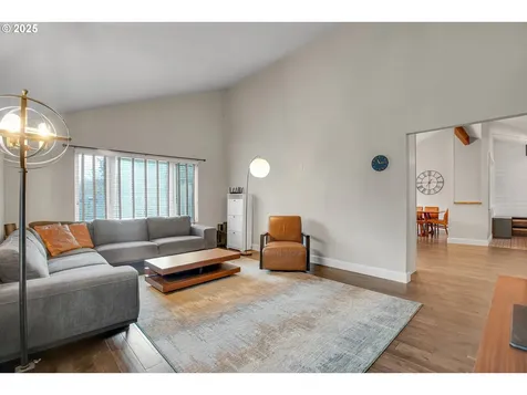 3615 SW Huber Street Portland OR 97219