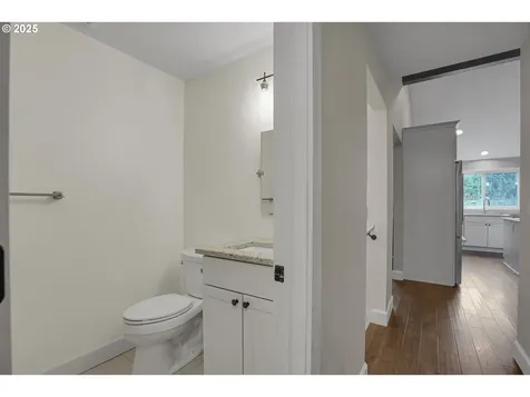 3615 SW Huber Street Portland OR 97219