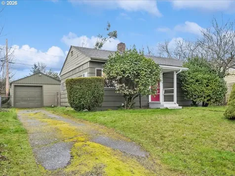 8234 NE Webster Street Portland OR 97220