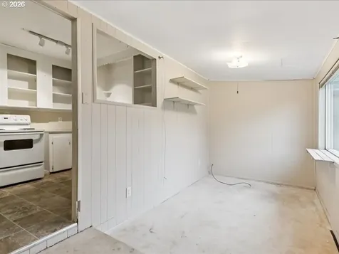 8234 NE Webster Street Portland OR 97220