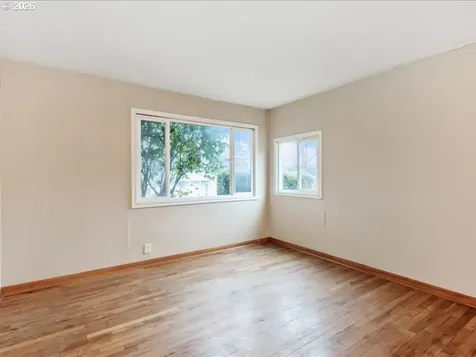 8234 NE Webster Street Portland OR 97220