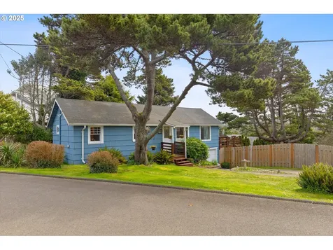 1736 NE 11th Street Lincoln City OR 97367