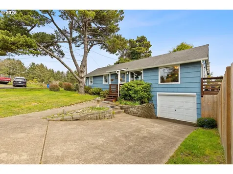 1736 NE 11th Street Lincoln City OR 97367