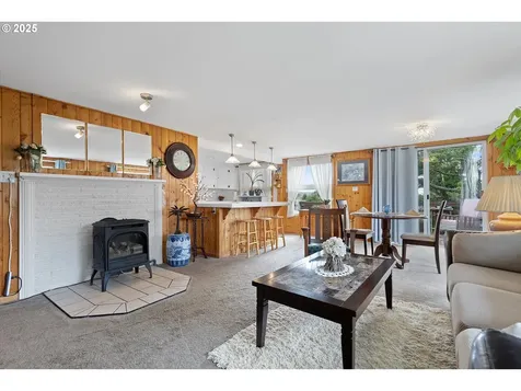 1736 NE 11th Street Lincoln City OR 97367