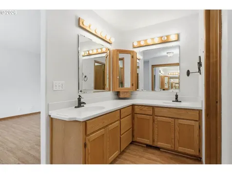 1140 Molly Lane Eugene OR 97404