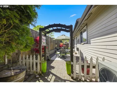 1140 Molly Lane Eugene OR 97404