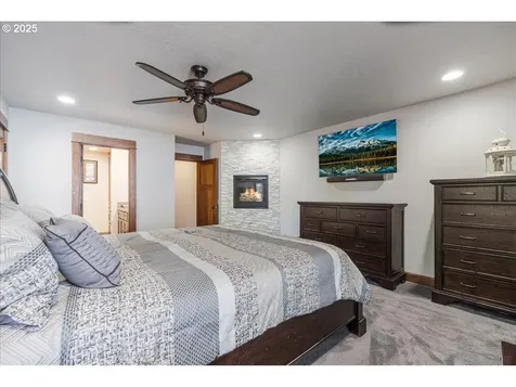 4767 Clubhouse Lane Newberg OR 97132