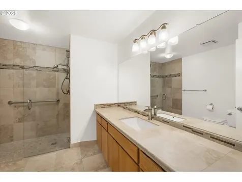 7867 SW Whitfurrows Court Portland OR 97224