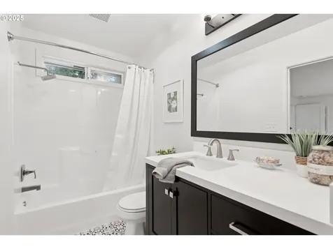 10914 SW 64th Avenue Portland OR 97219