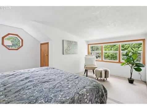 10914 SW 64th Avenue Portland OR 97219