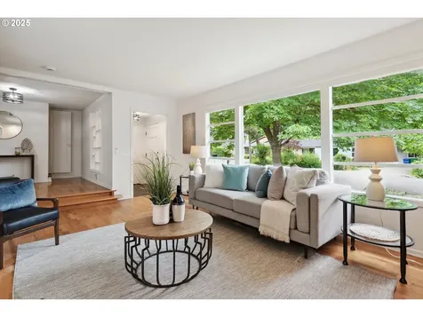 10914 SW 64th Avenue Portland OR 97219