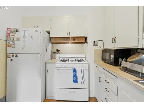 4215 SE 33rd Place Portland OR 97202