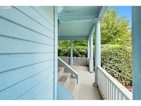 4215 SE 33rd Place Portland OR 97202