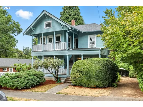 4215 SE 33rd Place Portland OR 97202
