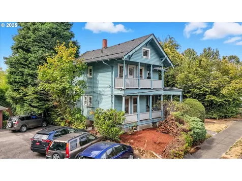 4215 SE 33rd Place Portland OR 97202