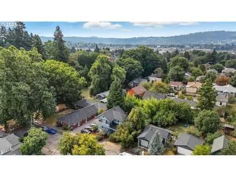 4215 SE 33rd Place Portland OR 97202