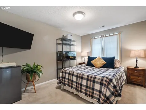 2504 NE 163rd Court Vancouver WA 98684