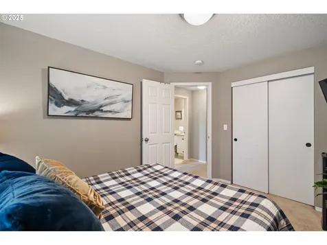 2504 NE 163rd Court Vancouver WA 98684
