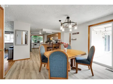 802 Toliver Road Molalla OR 97038