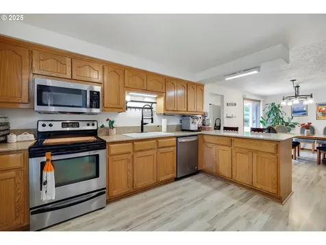 802 Toliver Road Molalla OR 97038