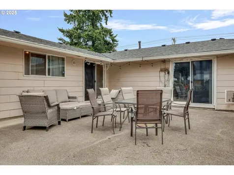 802 Toliver Road Molalla OR 97038