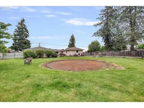 802 Toliver Road Molalla OR 97038