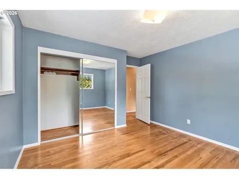 17325 NE Irving Street Portland OR 97230