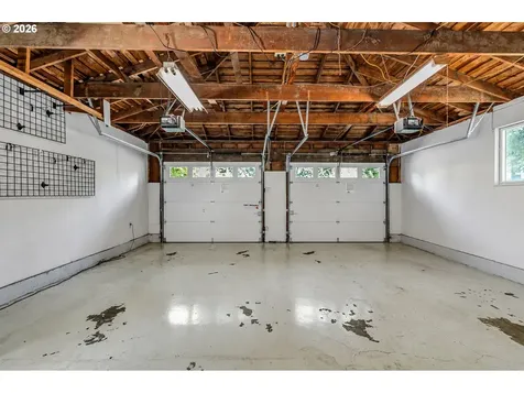 17325 NE Irving Street Portland OR 97230