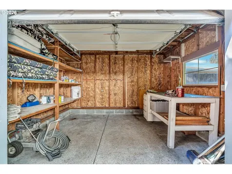 17325 NE Irving Street Portland OR 97230